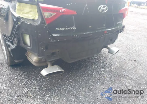 2015 Hyundai Sonata Limited z USA, uszkodzony, nr VIN 5NPE34AF3FH106218